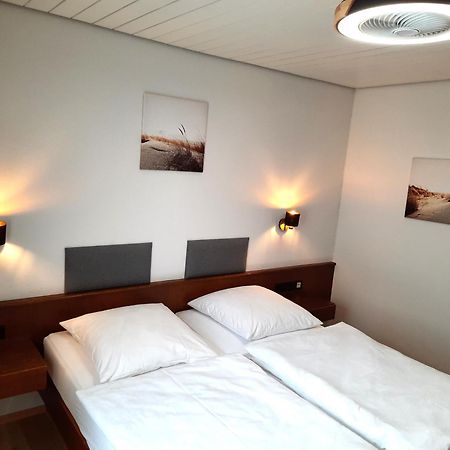 Landgasthof Gruener Baum Regnitzlosau Bagian luar foto